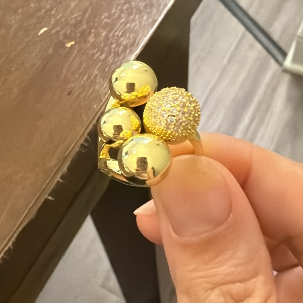 Statement Gold Ring Jewelry - Picture 15 of 16